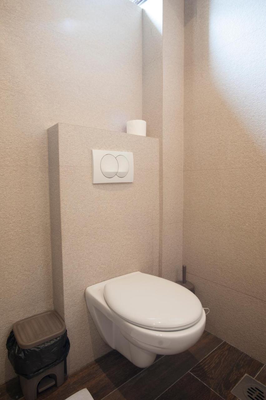Teona Modern Central Apartment *