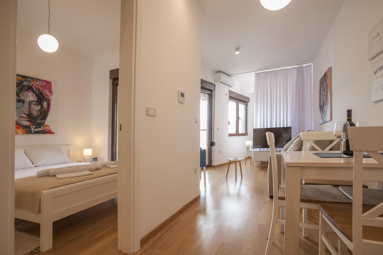 Apartment Teona Modern Central